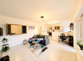 CASATUA - Blue Design - Ruhig - Arbeitsplatz - Balkon